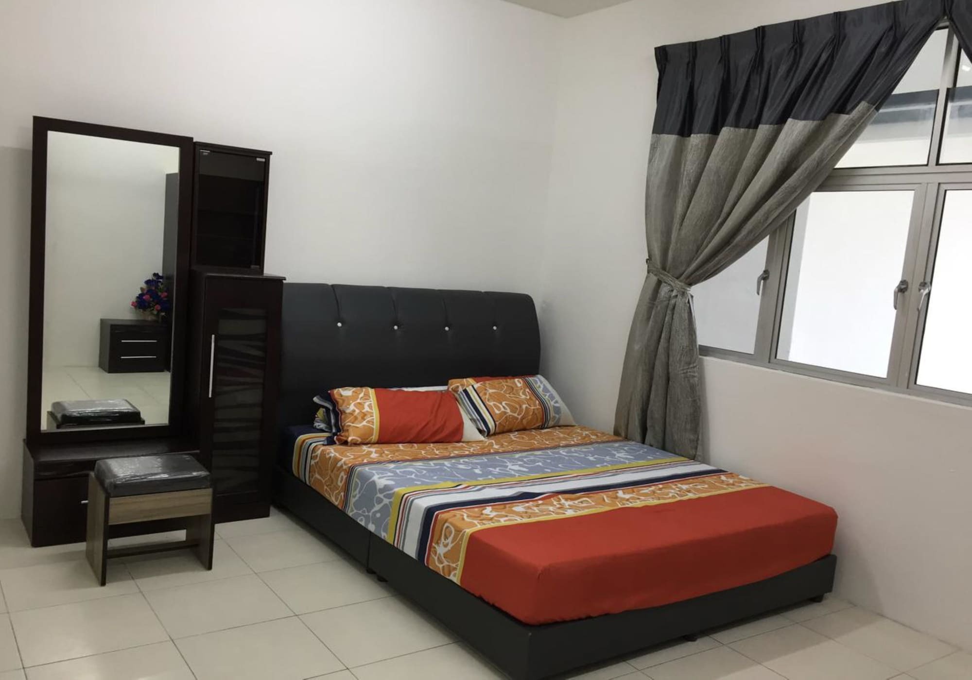 Bistari Homestay Parit Raja Uthm Εξωτερικό φωτογραφία